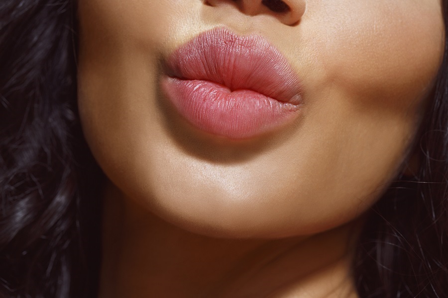 lip pout