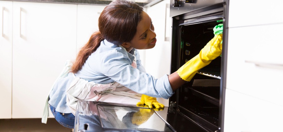 How to clean your oven
