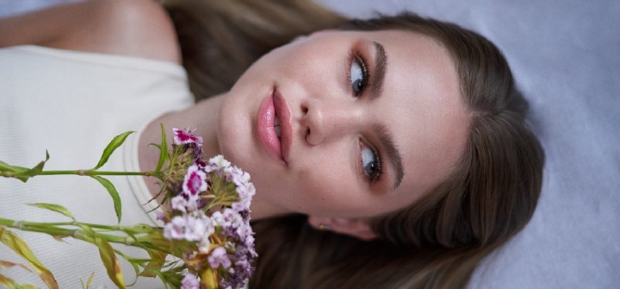 How to layer your favourite scented products