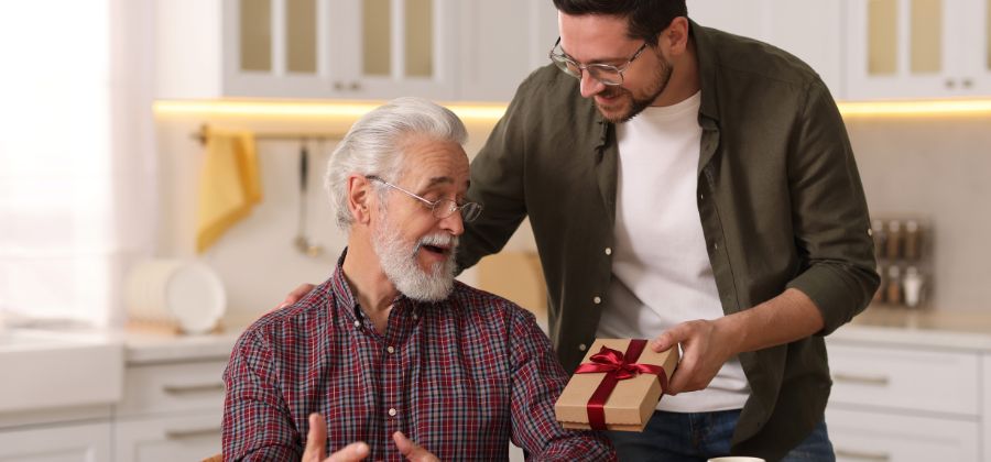 Father’s Day on a Budget: Thoughtful Gifts Under £10