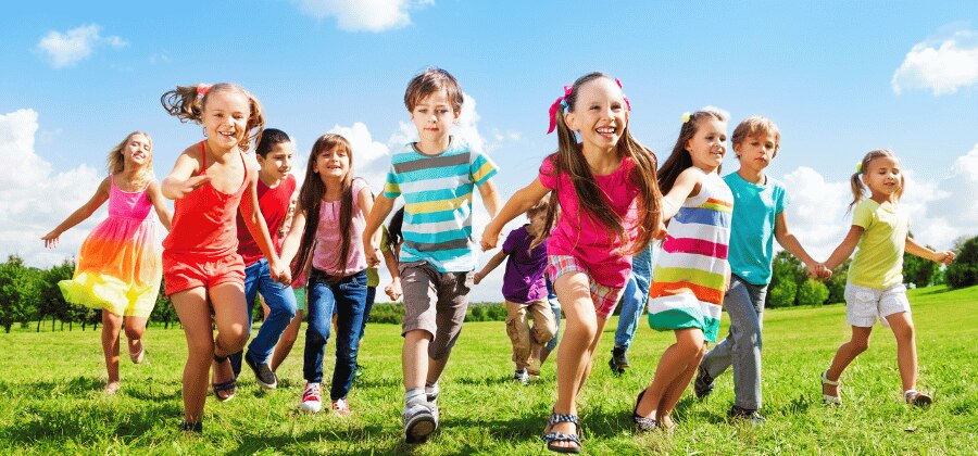 How to Keep the Kids Entertained During the School Holidays for Less