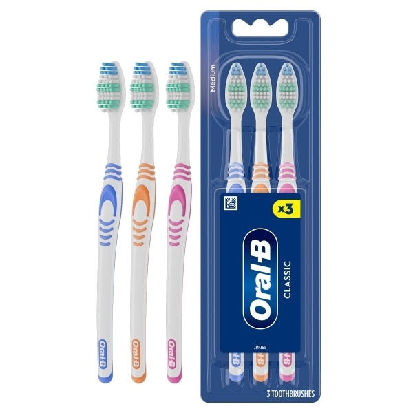 Oral B Classic 123 Manual Toothbrush 3 Pack