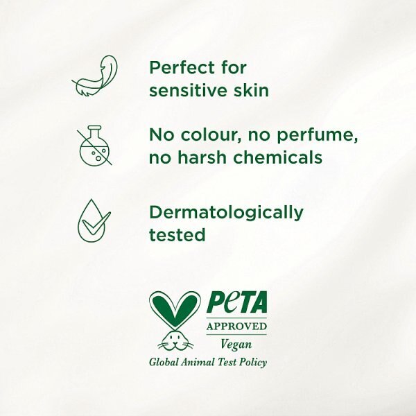 Simple Kind to Skin Hydrating Light Face Moisturiser 125ml